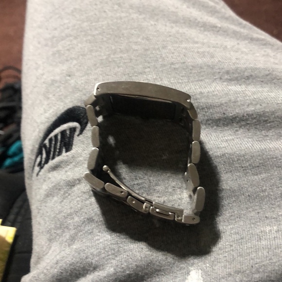 Kenneth Cole reaction - Picture 3 of 3